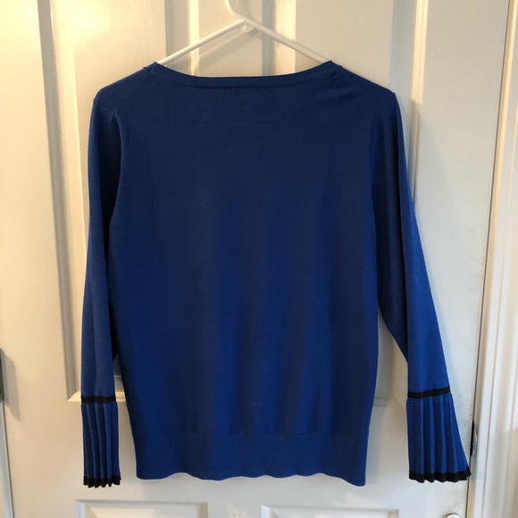 Talbots sweater EUC like new. Bell sleeved. - Picture 4 of 4